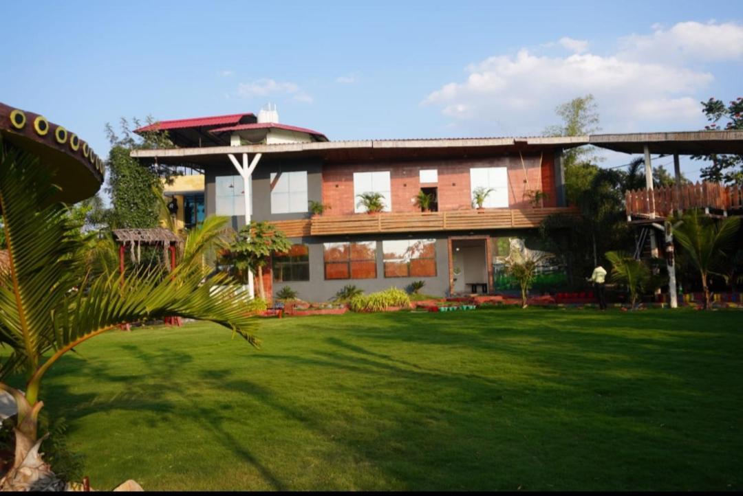 Leopard Farmhouse Mhow المظهر الخارجي الصورة