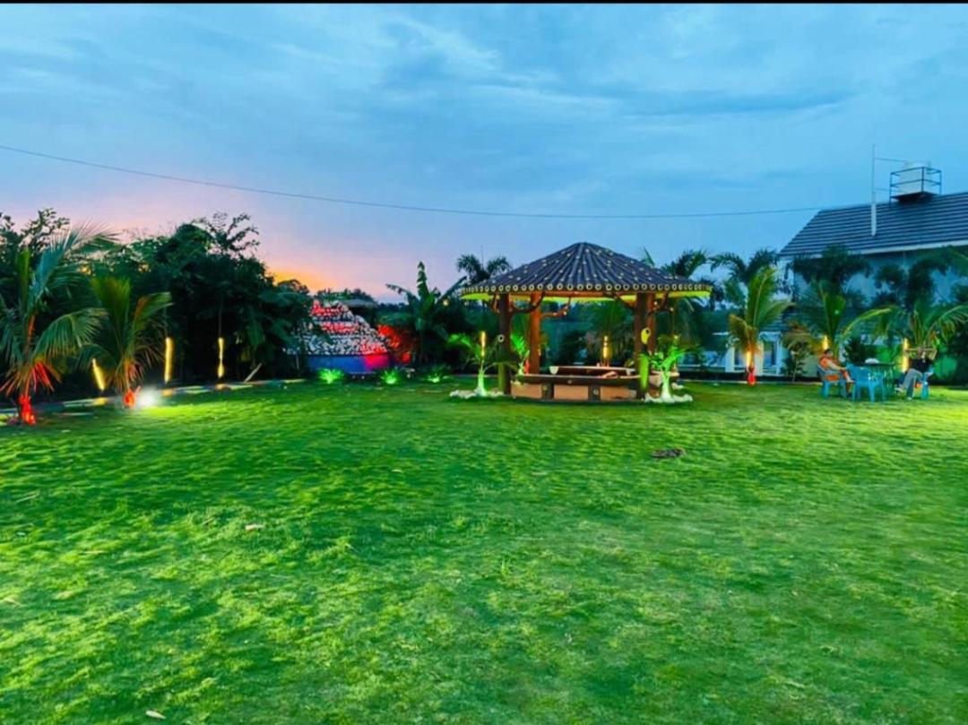 Leopard Farmhouse Mhow المظهر الخارجي الصورة