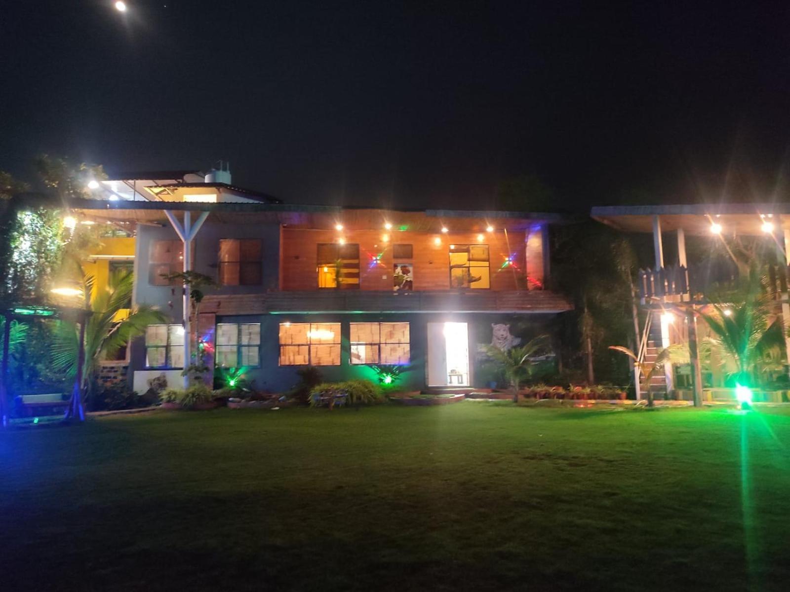 Leopard Farmhouse Mhow المظهر الخارجي الصورة
